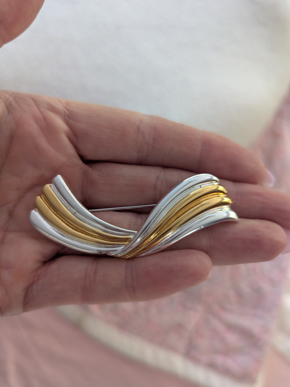 Napier Two-Tone Ribbed Winged Brooch.